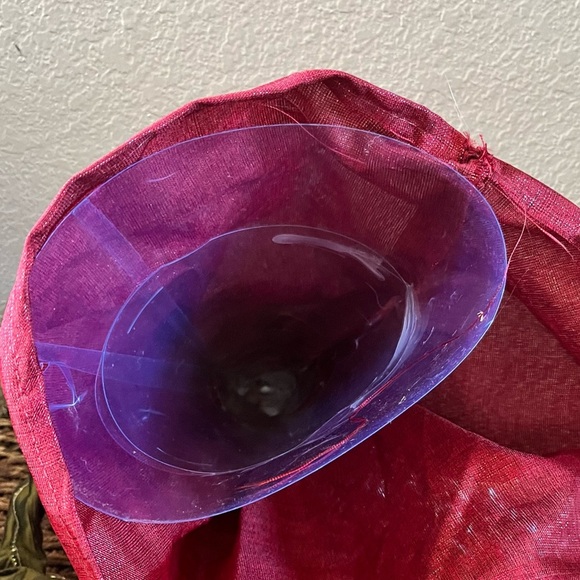 NWT 18” Christmas tree topper angel decor shimmery bows red green gold - Picture 7 of 7